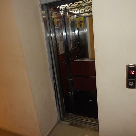 Apartment First Line From Sea Батуми Экстерьер фото