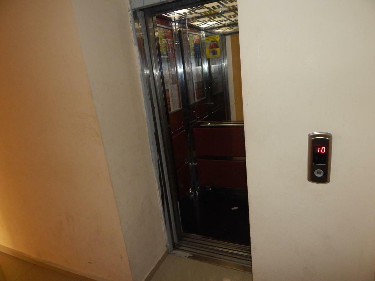 Apartment First Line From Sea Батуми Экстерьер фото
