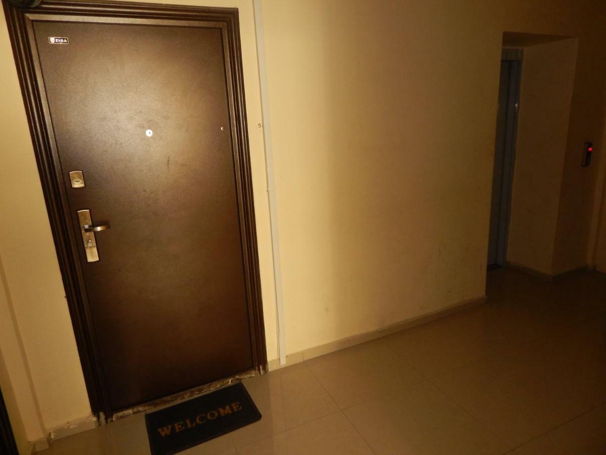 Apartment First Line From Sea Батуми Экстерьер фото