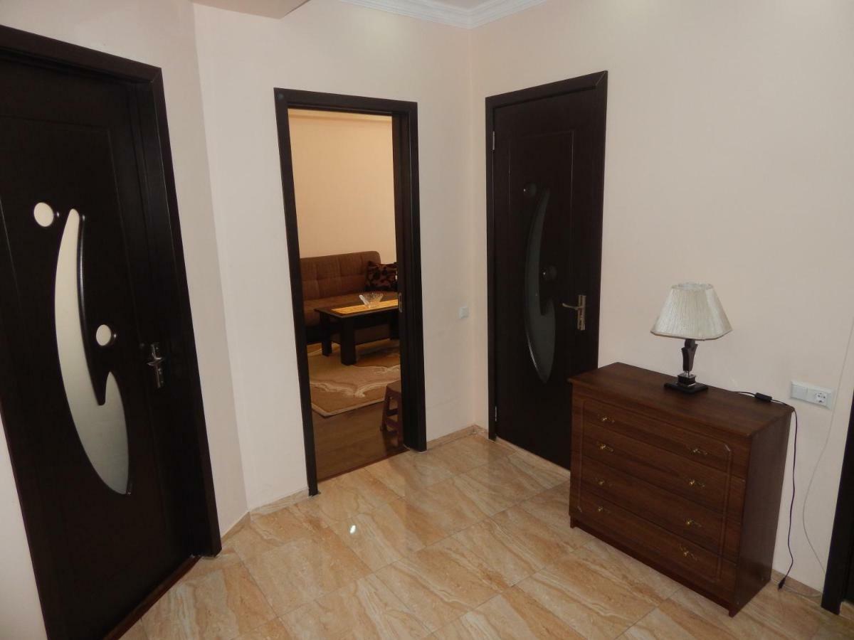 Apartment First Line From Sea Батуми Экстерьер фото